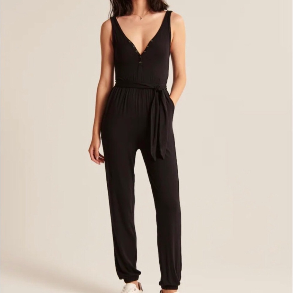 Abercrombie & Fitch Henley Knit Jogger Jumpsuit